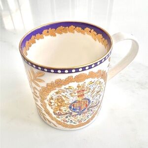 Queen Elizabeth II Platinum Jubilee mug England Royal Collection 22K nWOT